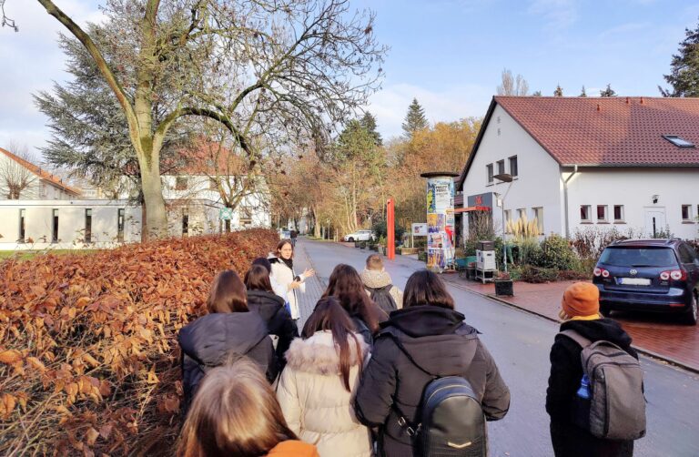 Aktuelles 12 2022 wahrendorff besuch leonore