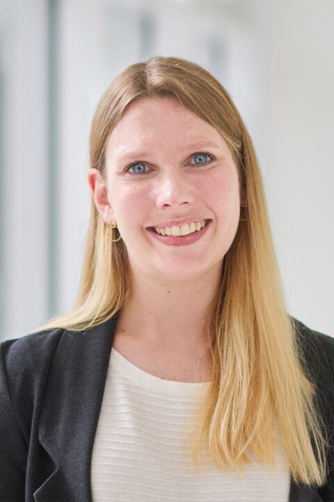 Neue VR-Ambulanz: Virtuelle Realität hilft bei Angststörungen 2 portrait mareike meinhard renke